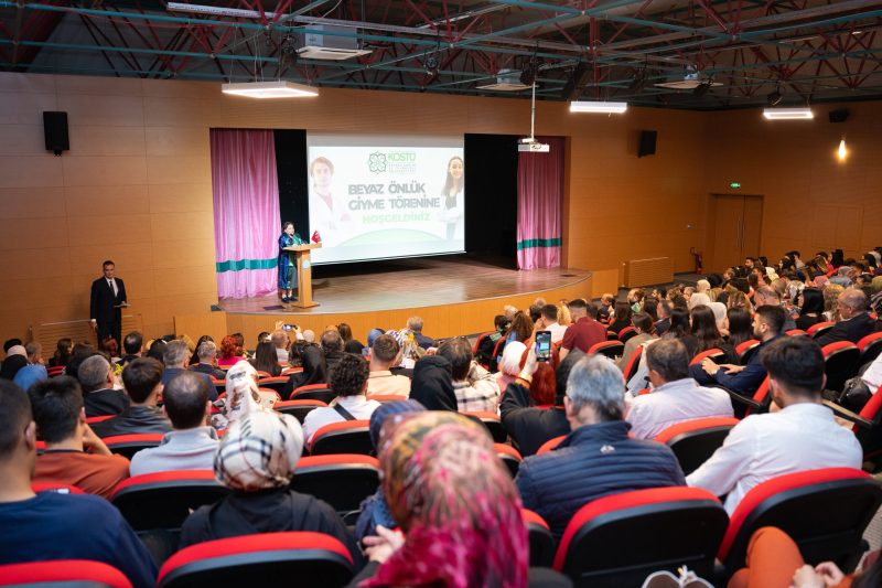 eczacilik_onluk_giyme_toreni2_15