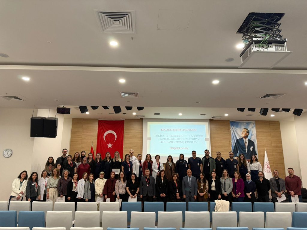 Kocaeli Şehir Hastanesi Tarafından Düzenlenen Psikiyatri Hemşireliği Sertifika Programına Hemşirelik Bölümü Öğretim Elemanlarımız Eğitimci Olarak Katkı Sundu
