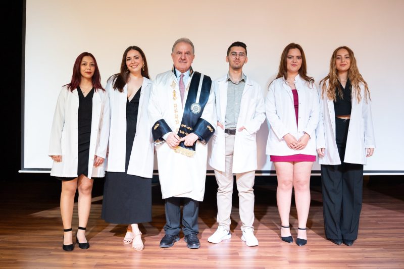 dis_hekimligi_onluk_giyme_toreni_03_05_5 dis_hekimligi_onluk_giyme_toreni_03_05_5