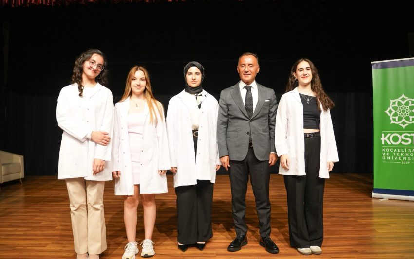 eczacilik_beyaz_onluk_giyme_toreni1_15_05