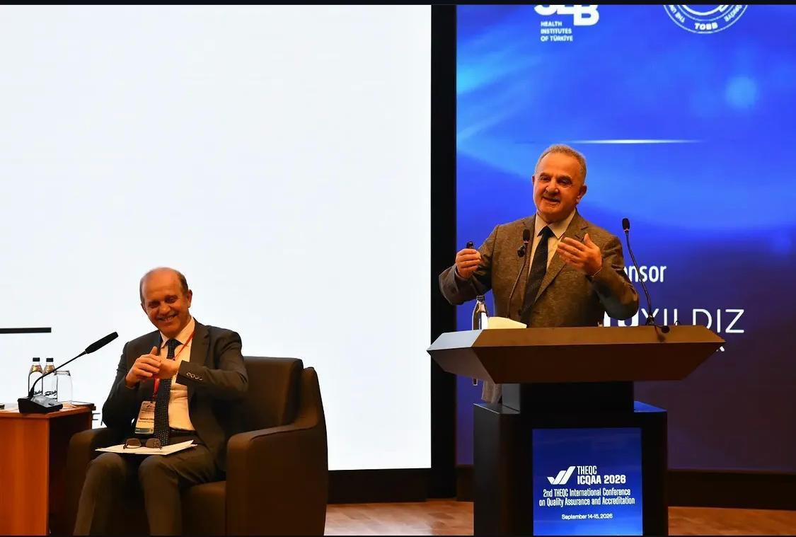 Prof. Dr. Muzaffer Elmas ICQAA 2026’da konuşma yaparken
